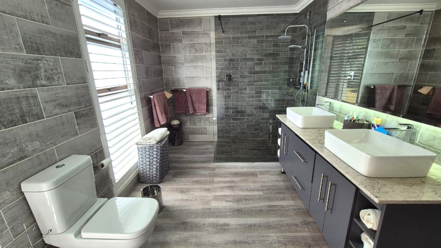 3 Bedroom Property for Sale in Top Town Eastern Cape